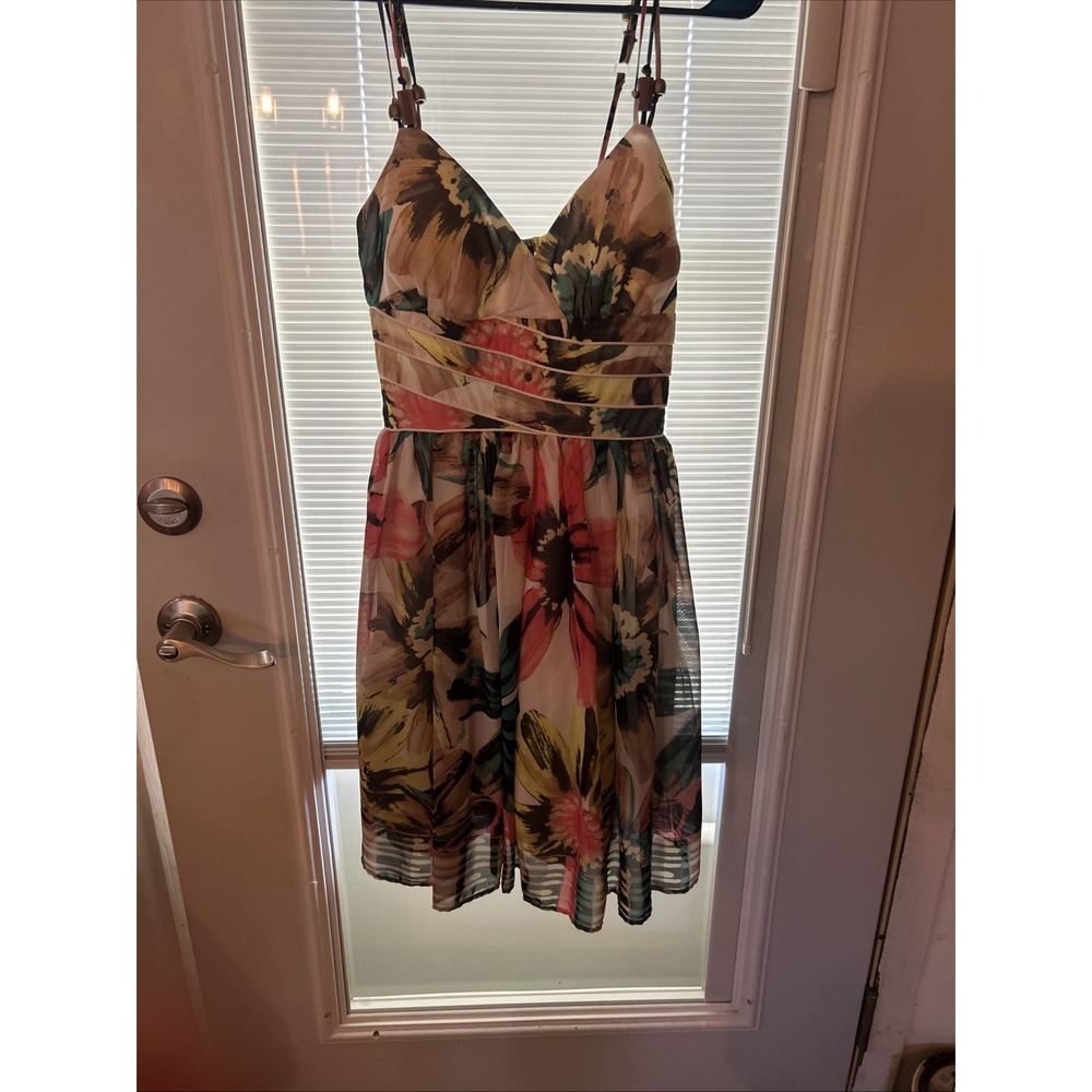 XOXO Size Medium Strapped Sleeveless Dress